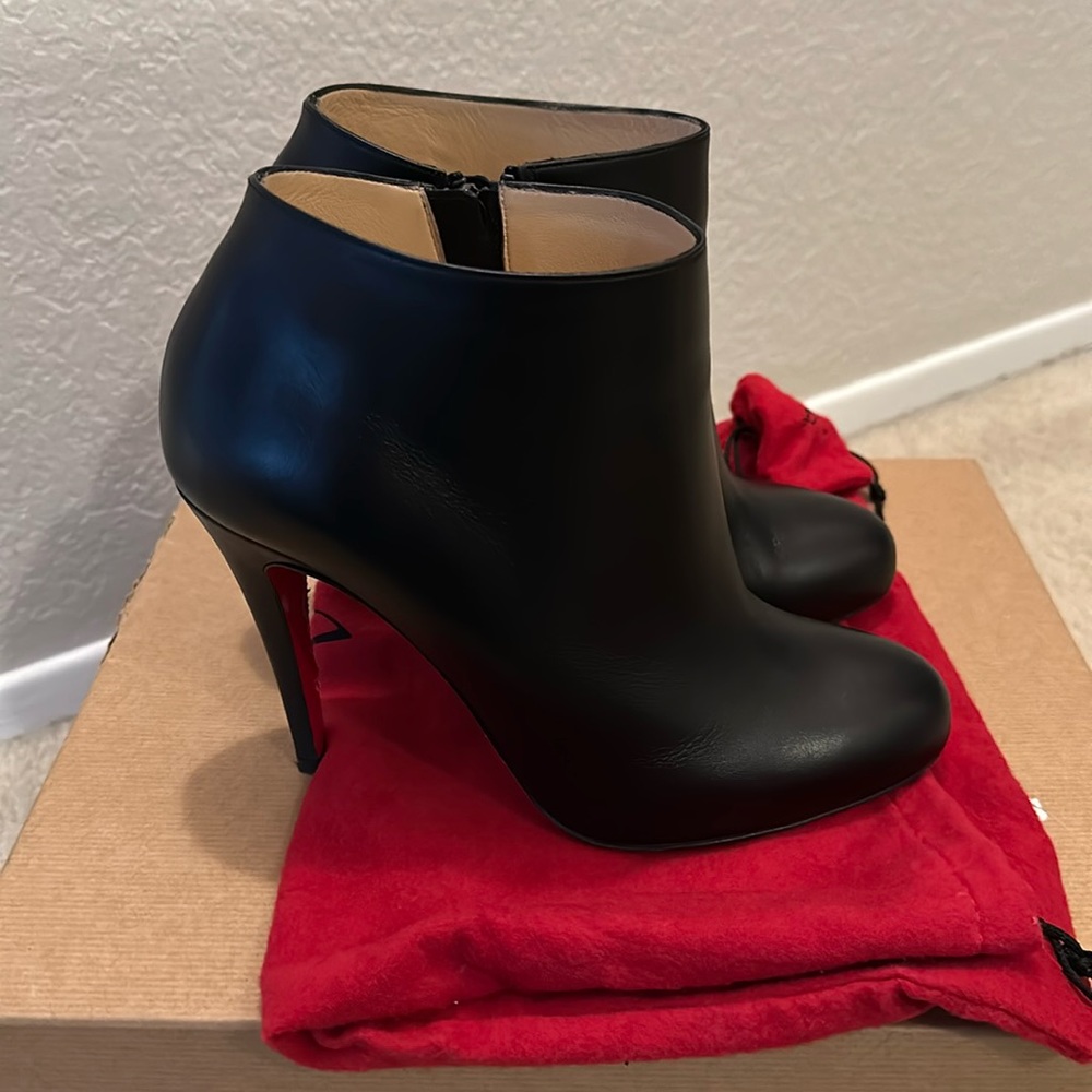 CHRISTIAN LOUBOUTIN
100mm Belle Leather Red-Sole Ankle Boots